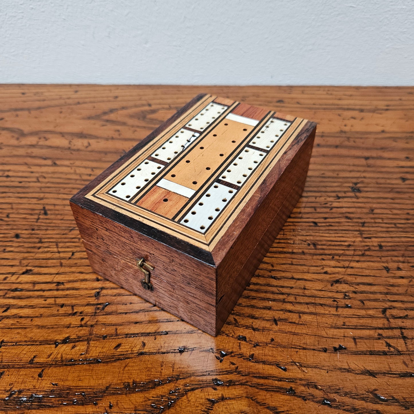 Antique Mahogany & Rosewood & Ivory Inlaid Cribbage Box