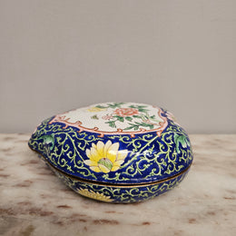 Antique Japanese Decorated Trinket Box