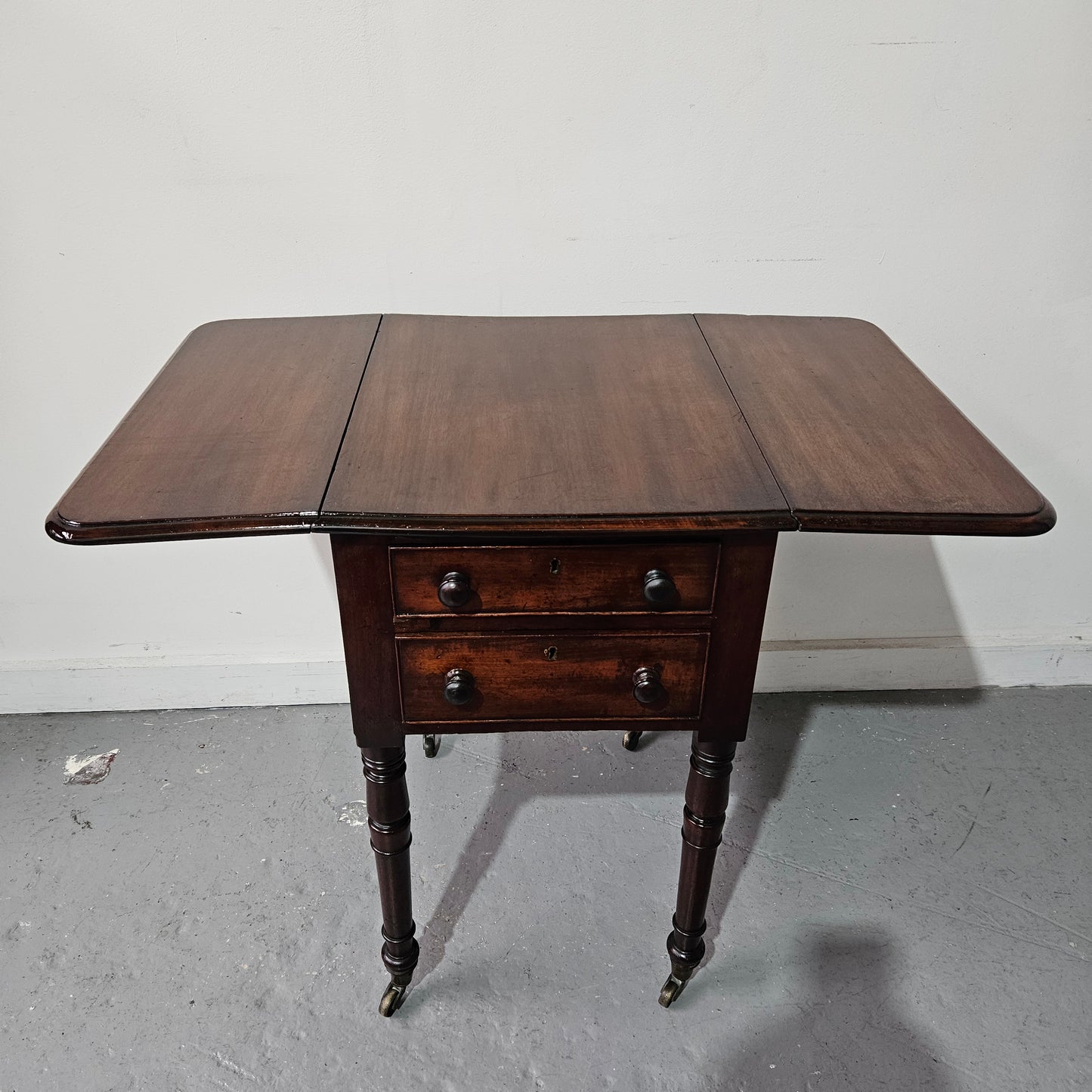 Latest Georgian Work Sewing Table