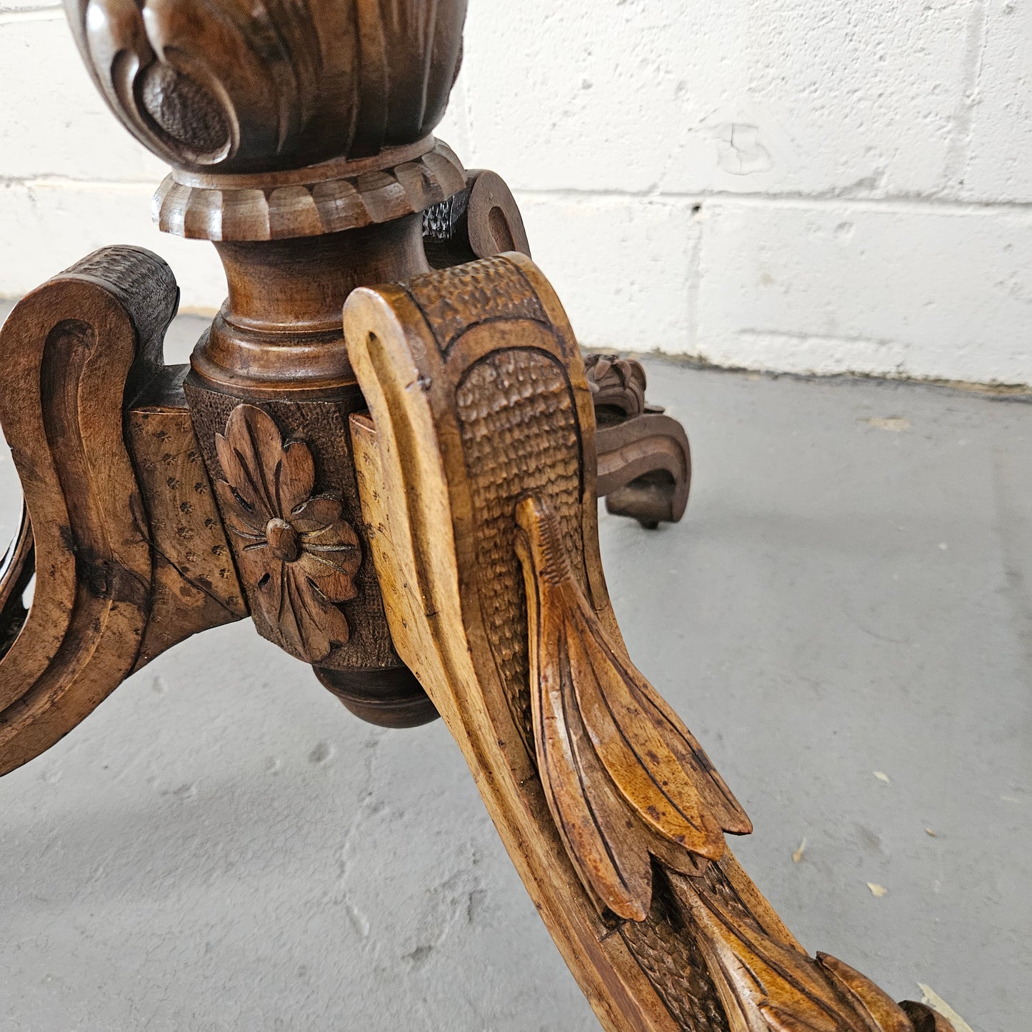 Antique Victorian Inlaid Tilt Top Occasional Table
