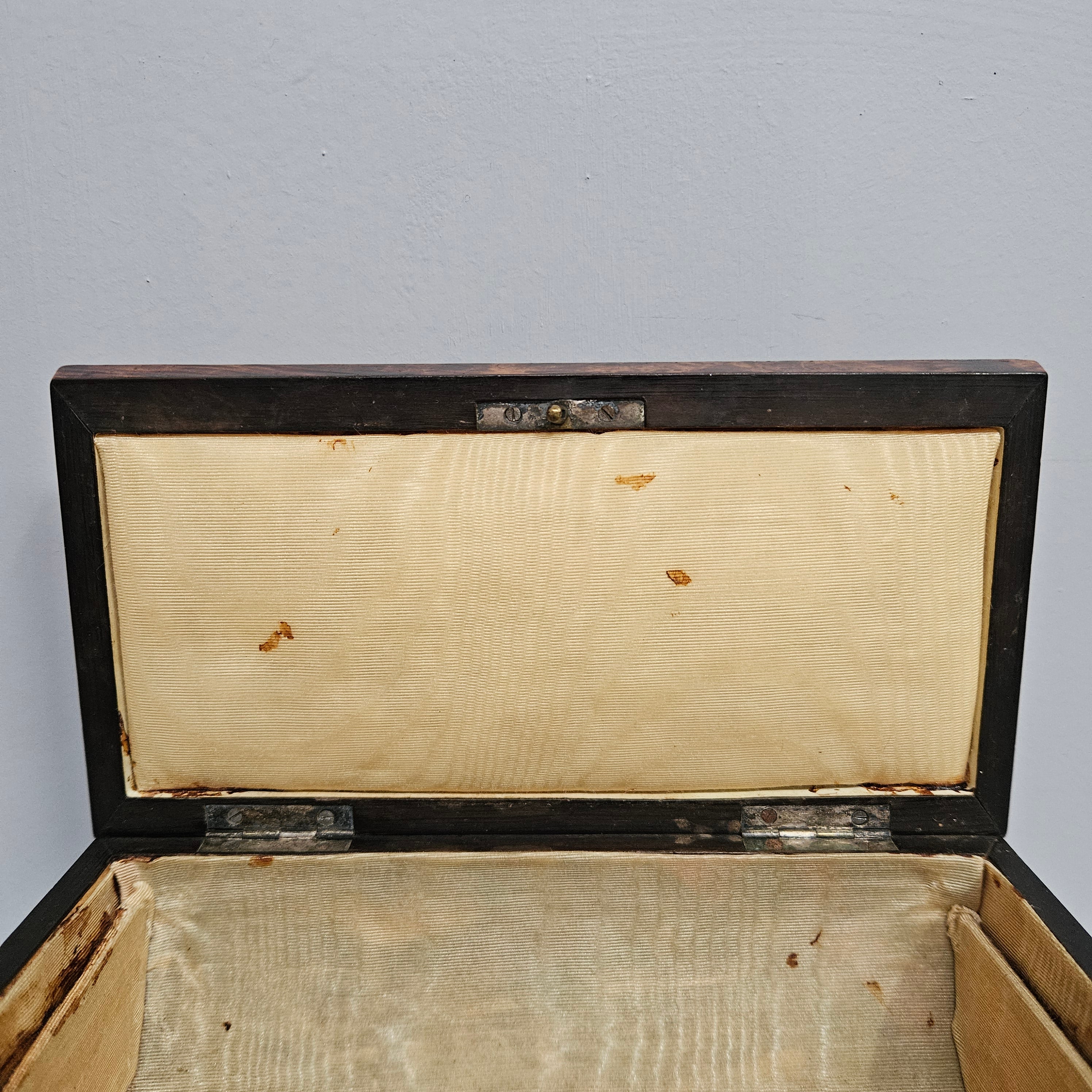 French Mulberry (Burl Ash) Trinket Box with Key | Antique & Vintage | Moonee Ponds Antiques | Australia Wide Delivery