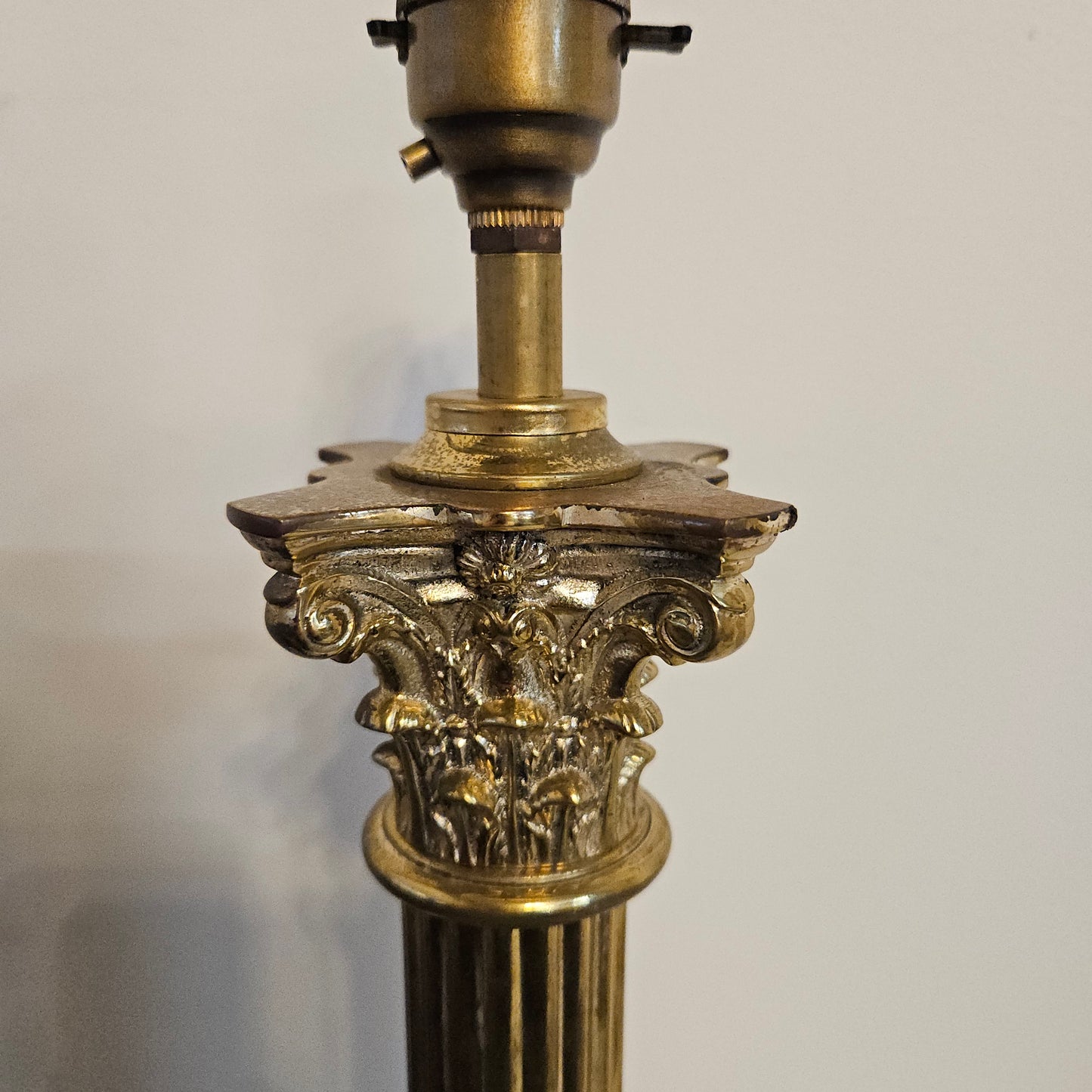 Antique Corinthian Coulmn Brass Electrified Table Lamp