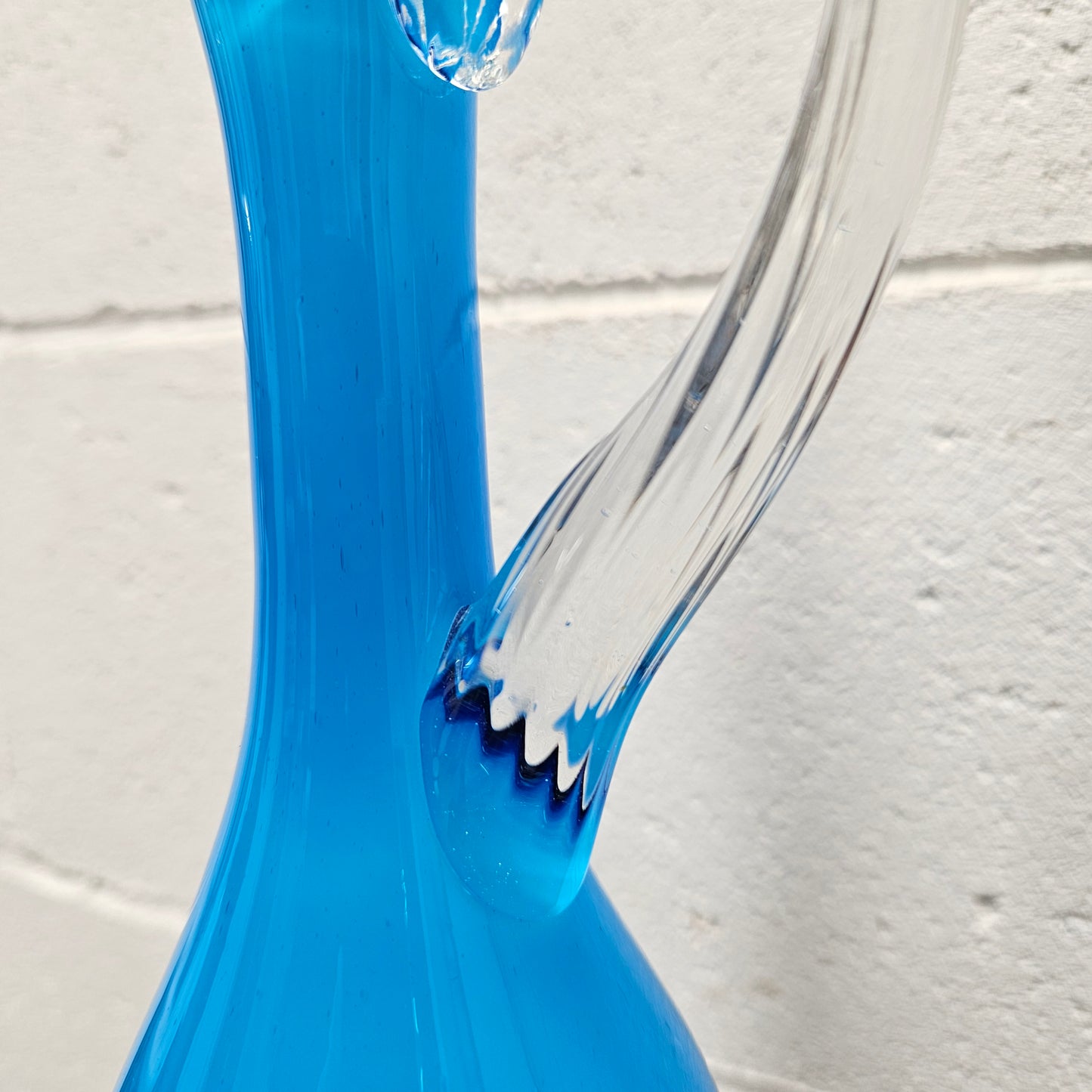 Stunning vintage retro Italian blue and clear art glass genie bottle decanter, it is in great original condition.