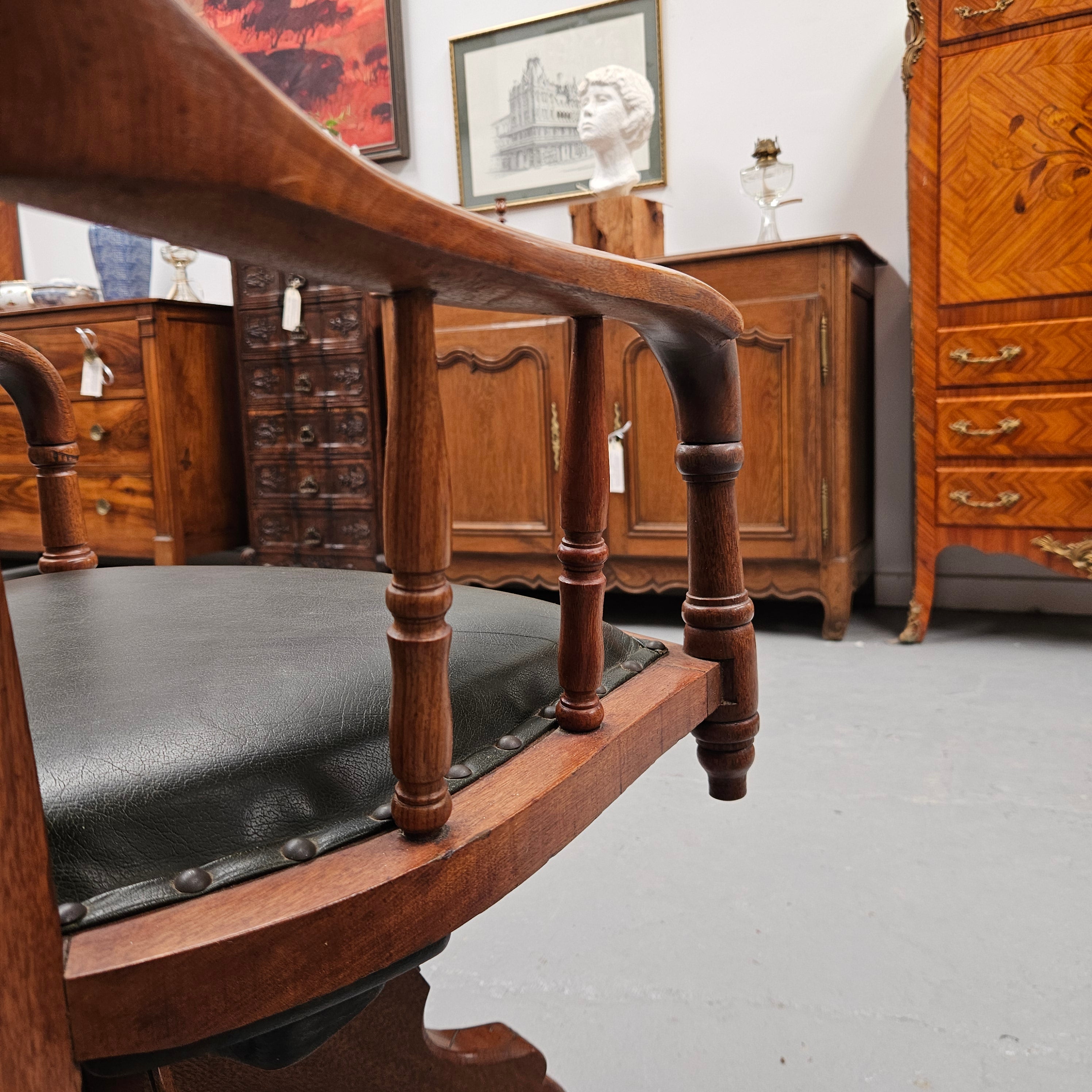 Very attractive Edwardian Mahogany Desk Chair | Antique & Vintage | Moonee Ponds Antiques | Australia Wide Delivery