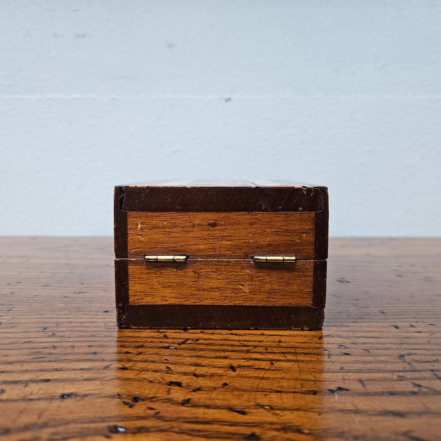 Antique Mahogany & Rosewood & Ivory Inlaid Cribbage Box