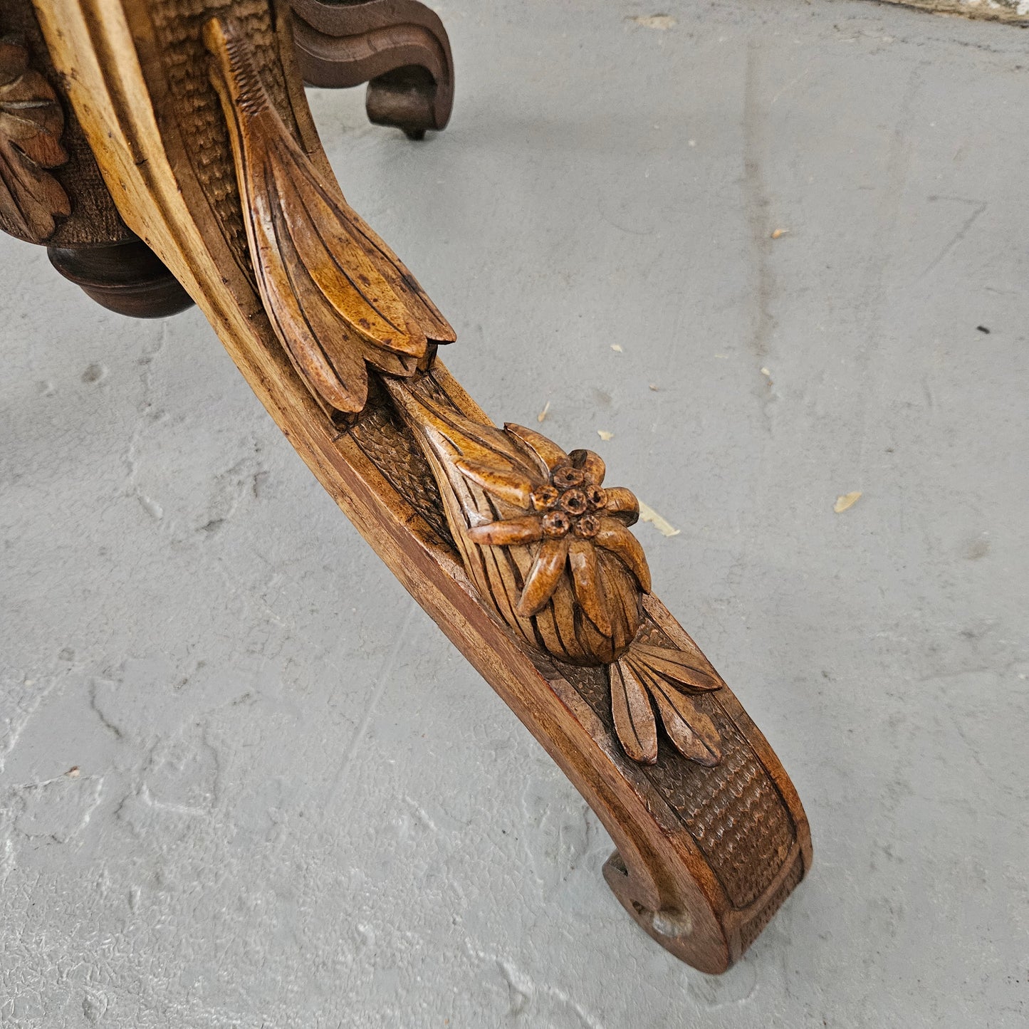 Antique Victorian Inlaid Tilt Top Occasional Table