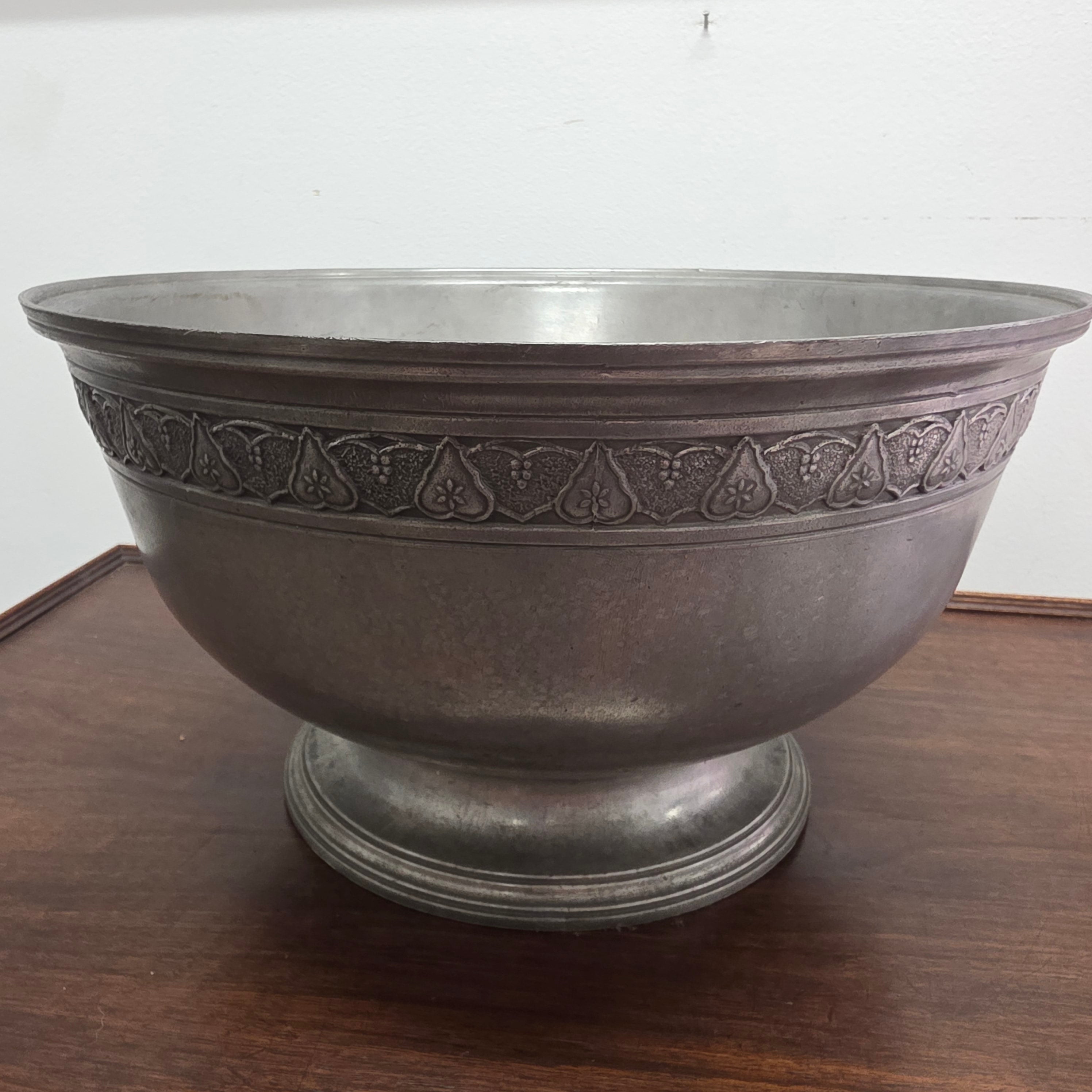 Vintage Royal Selangor Pewter Decorated Bowl