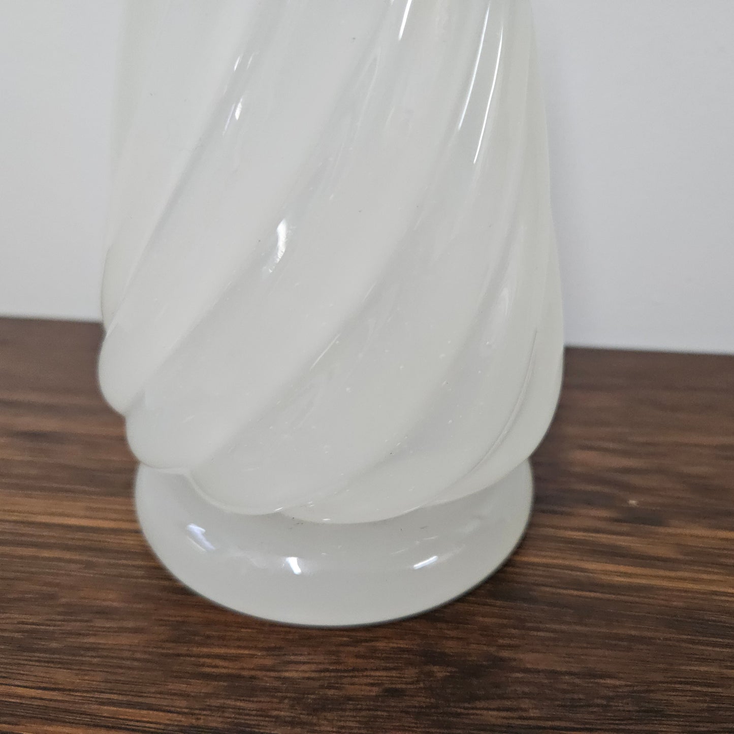 Attractive Vintage Opaline Italian Swirled Glass Vase