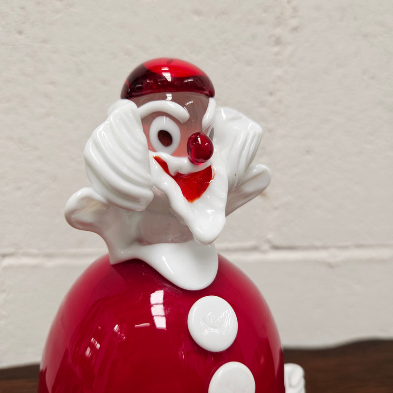 Very rare Murano Glass Christmas clown By Fratelli Pitau. It still has its original sticker and tag. It is in good original condition with no chips or cracks.