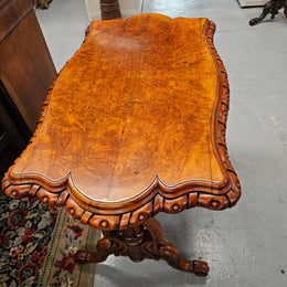 Stunning Victorian Figured Walnut Occasional/Side Table Circ 1860's