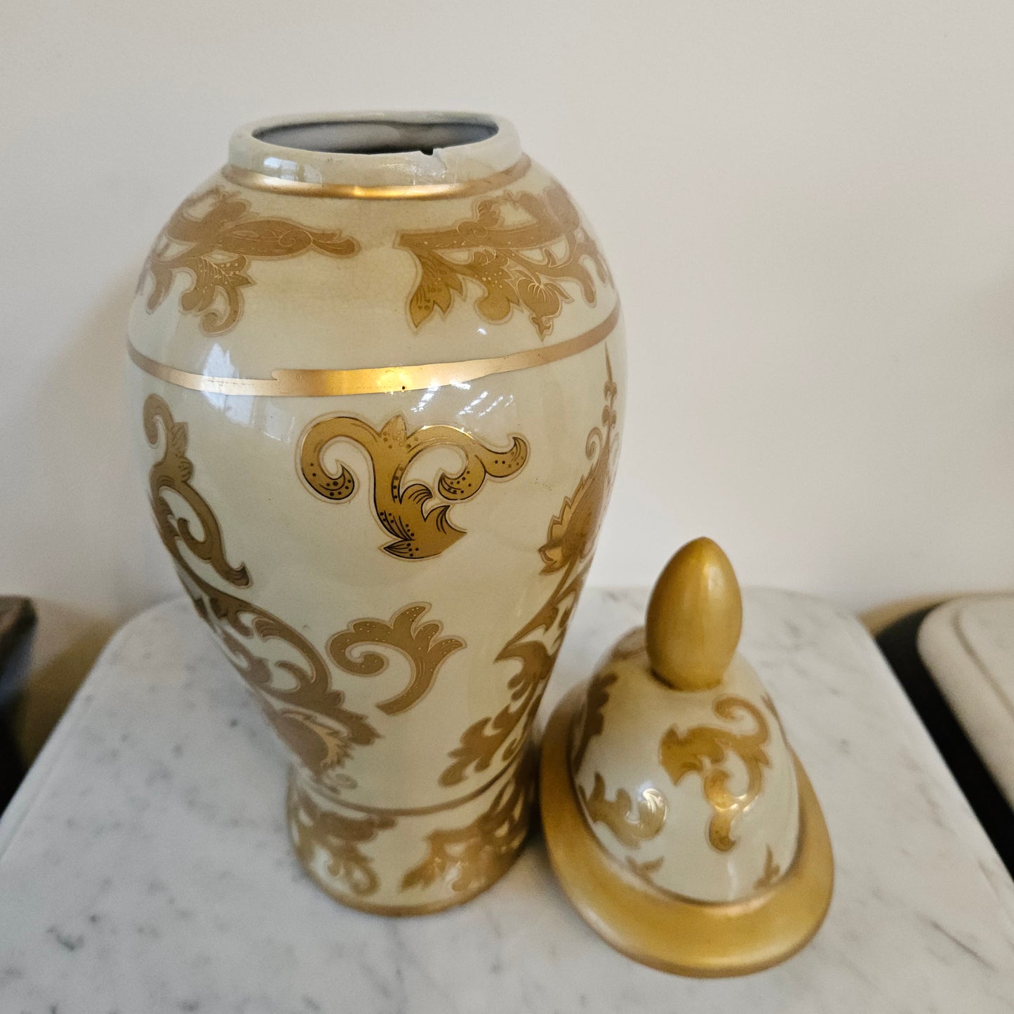 Decorative Porcelain Vase & Lid