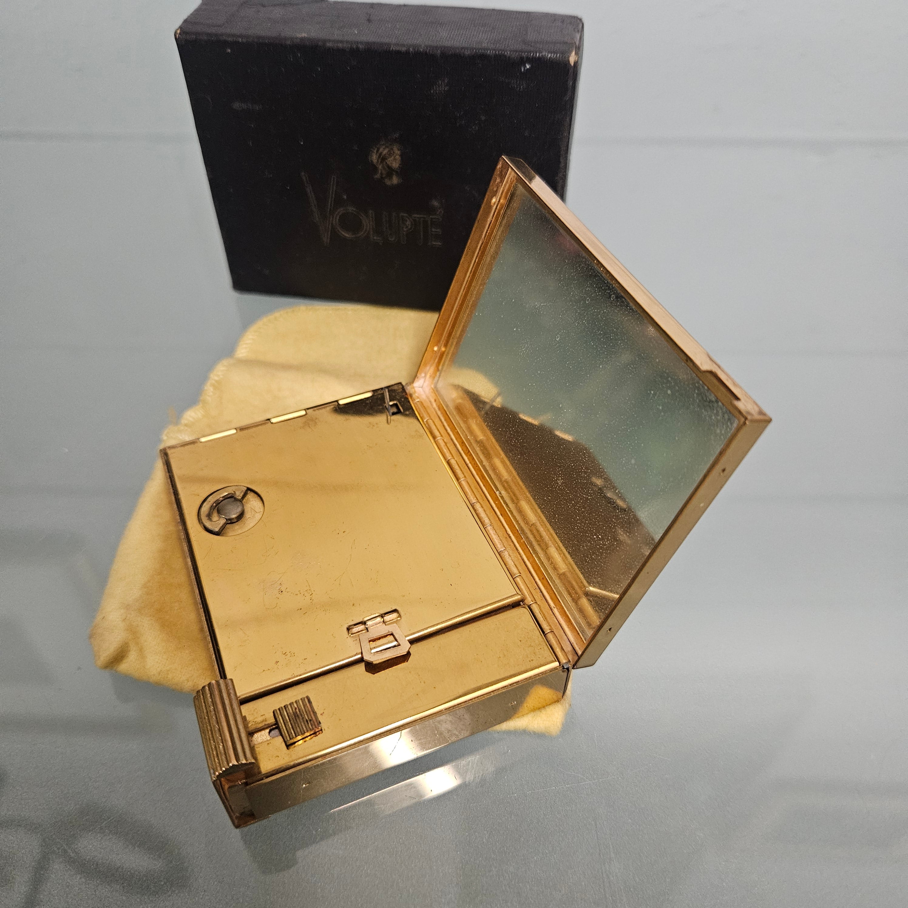 Collectible "Volupte" Musical Powder Compact | Antique & Vintage | Moonee Ponds Antiques | Australia Wide