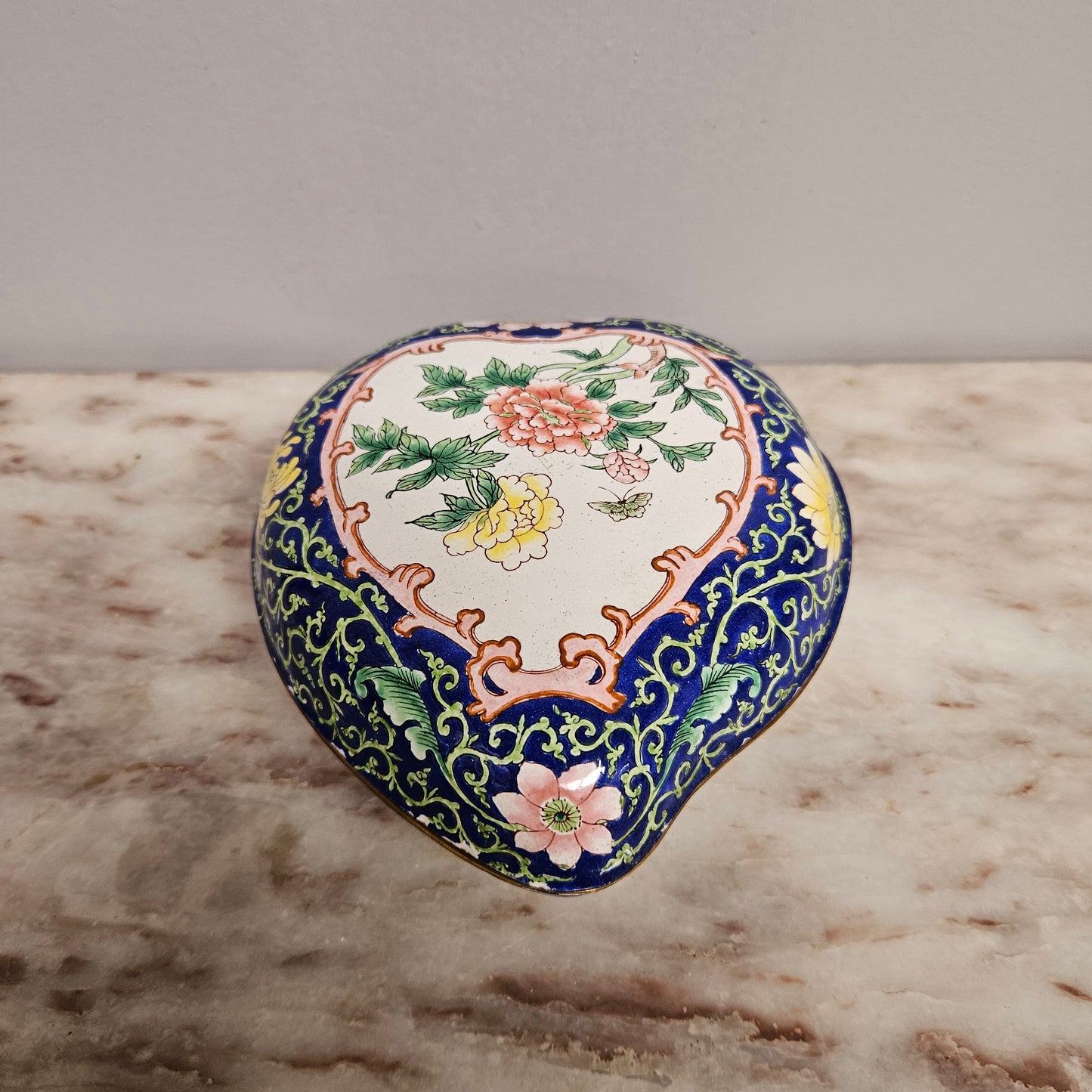 Antique Japanese Decorated Trinket Box