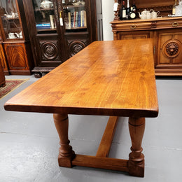 Solid Figured Oak Farmhouse Table