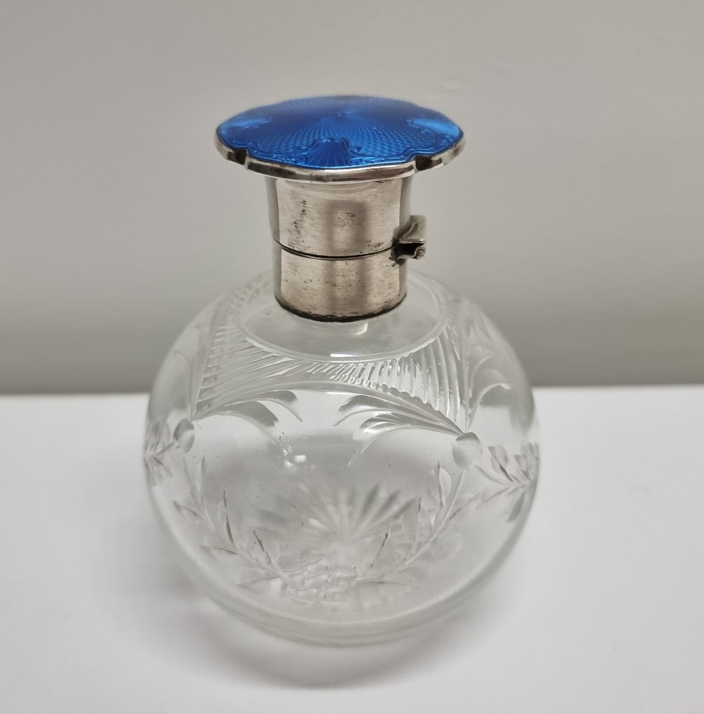 Superb Art Deco Scent Bottle