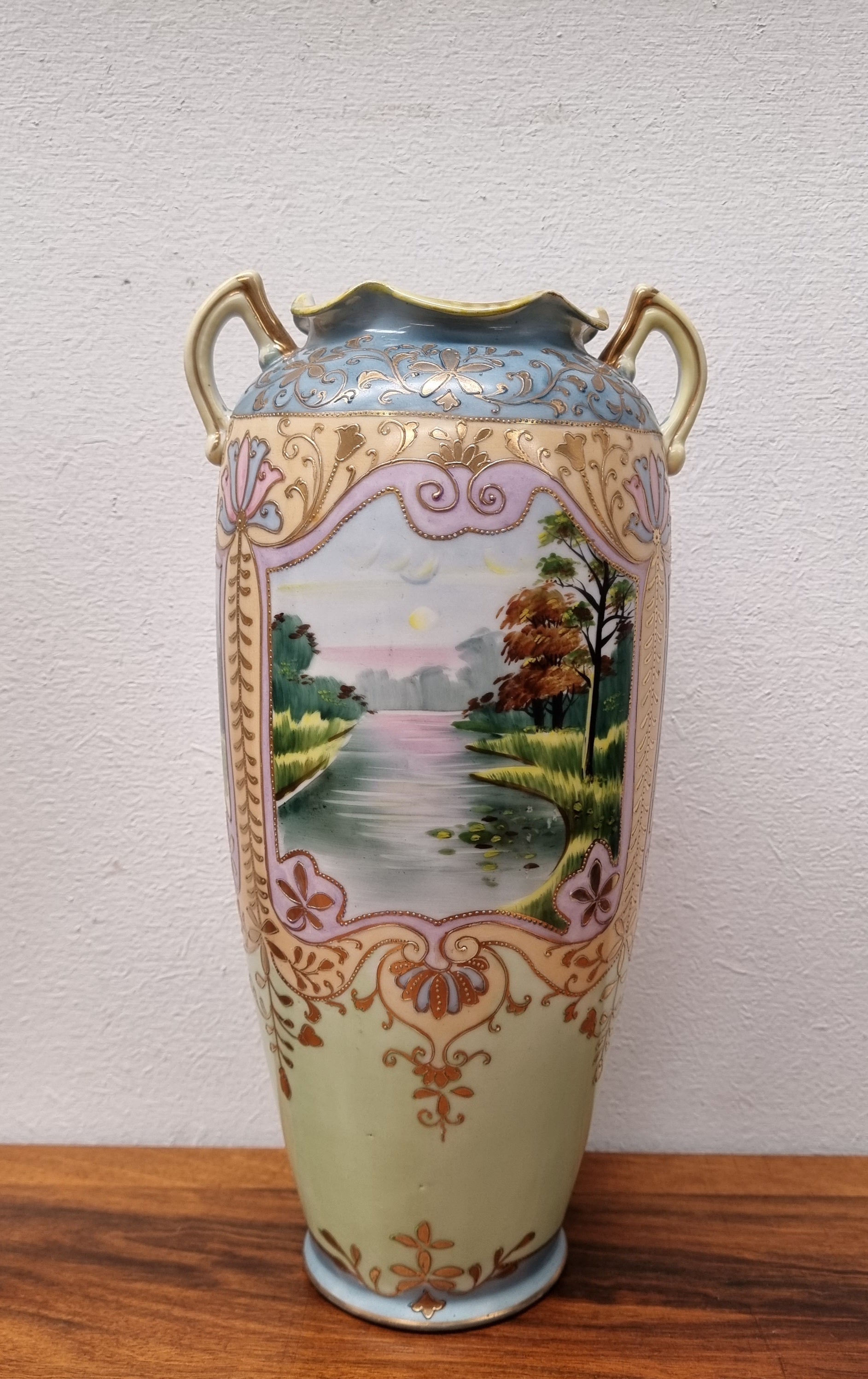 Beautiful Hand Painted Japanese Vase | Antique & Vintage | Moonee Ponds Antiques | Australia Wide Delivery