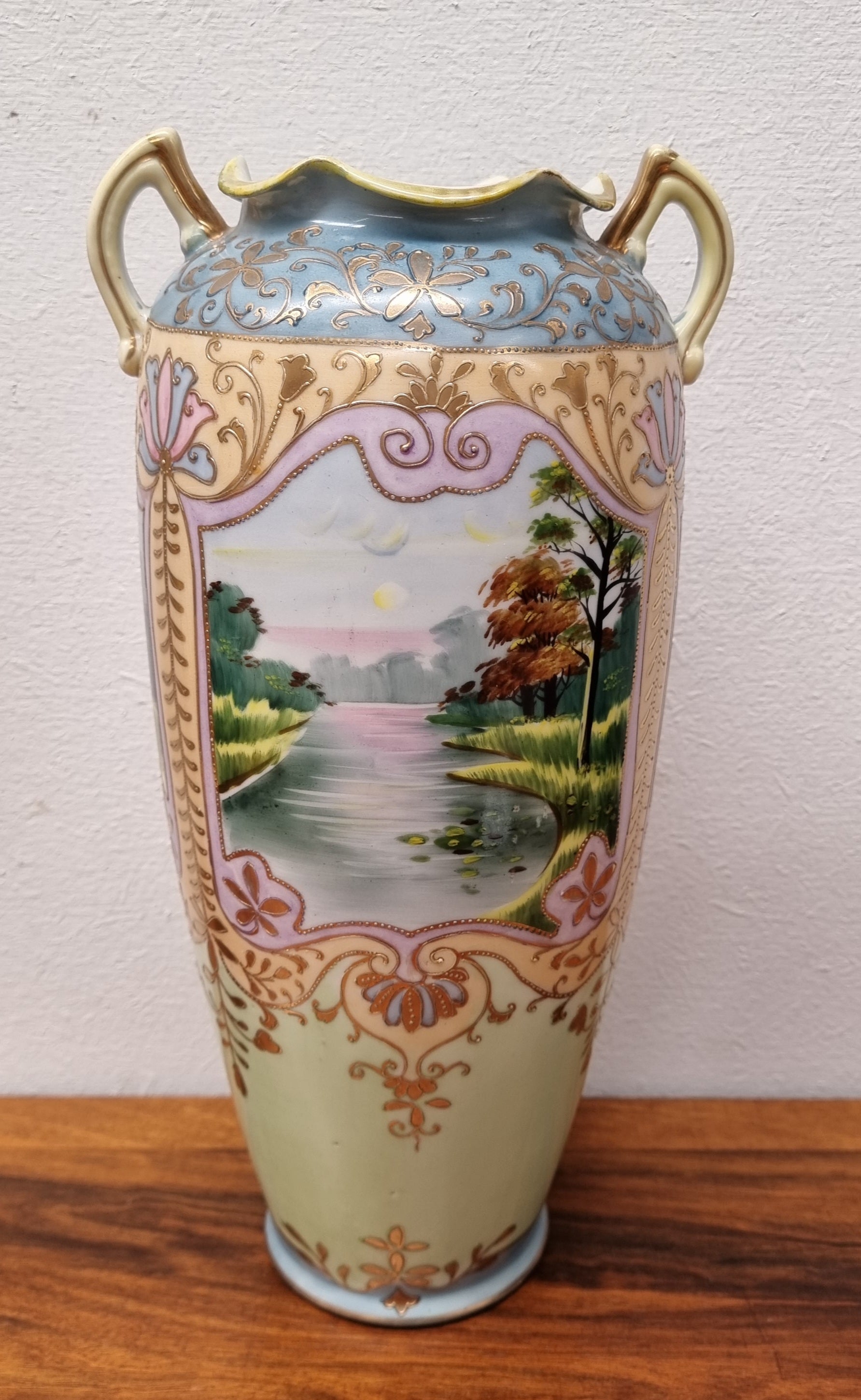 Beautiful Hand Painted Japanese Vase | Antique & Vintage | Moonee Ponds Antiques | Australia Wide Delivery