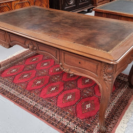 French 19th Century Louis XV Style Bureau Plat With Leather Top