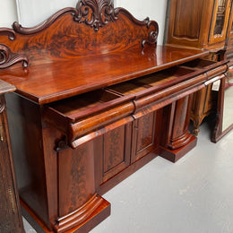 Stunning Flame Mahogany Victorian Sideboard