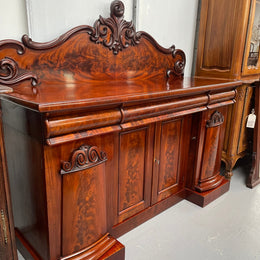 Stunning Flame Mahogany Victorian Sideboard
