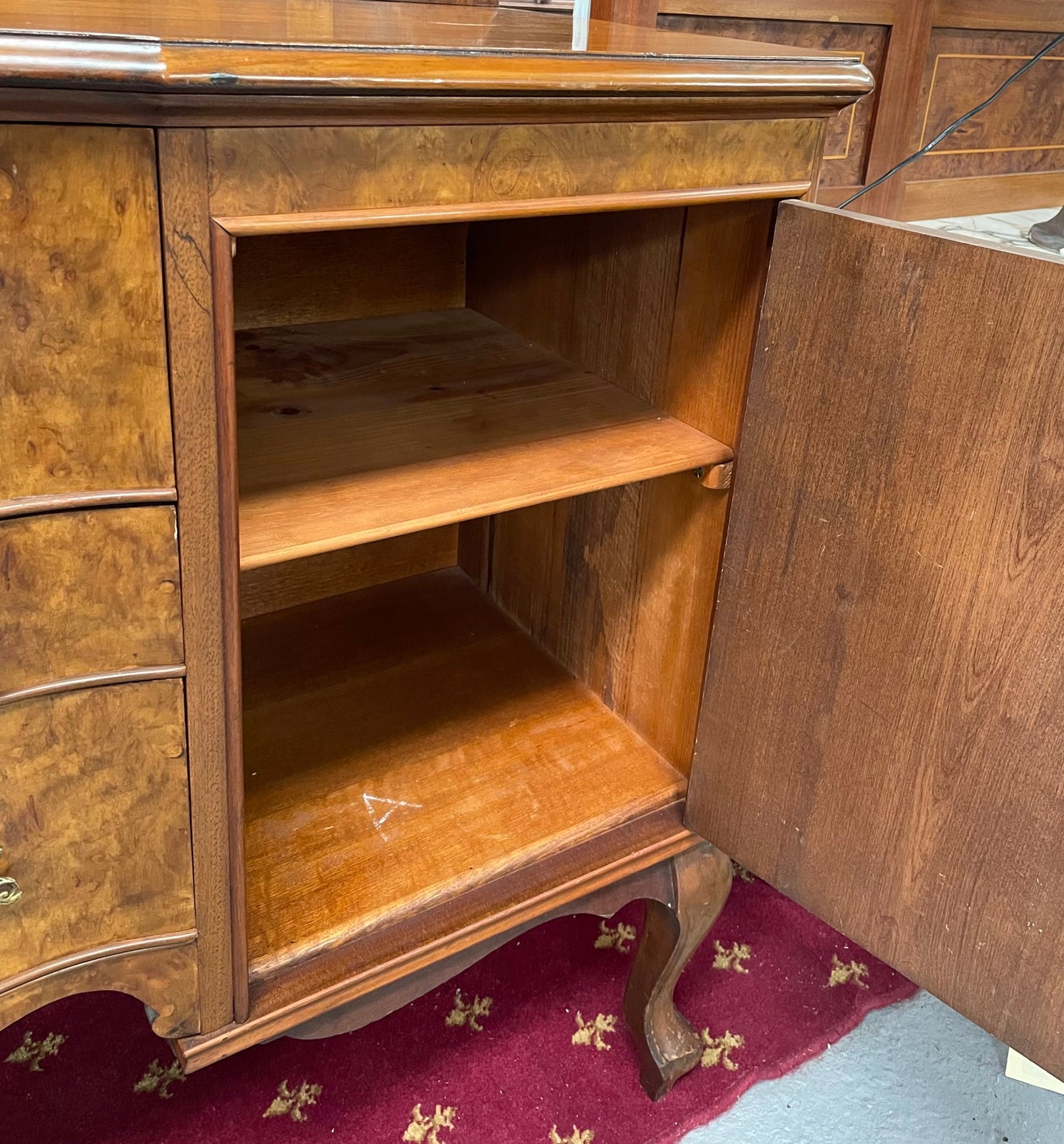 Burr Walnut Sideboard With Three Drawers & Two Doors