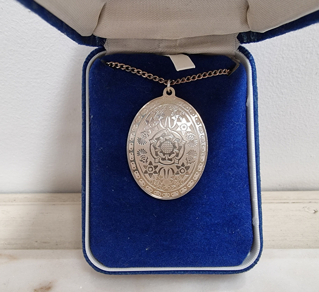 Attractive Elizabeth 2nd Sterling Silver Jubilee Pendant | Antique & Vintage | Moonee Ponds Antiques | Australia Wide Delivery