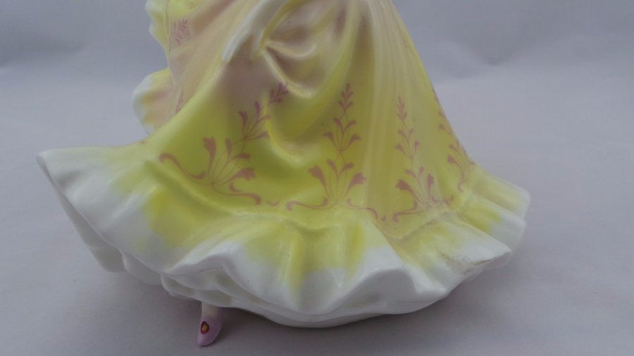 Royal Doulton Figurine | Antique & Vintage | Moonee Ponds Antiques | Australia Wide Delivery
