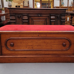 Victorian Cedar blanket box seat with lovely upholstery. This beautiful seat could be used in a bedroom in front of a bed or a hallway to store shoes and sit on when putting them on. It is in good original condition, please view photos as they help form part of the description.
