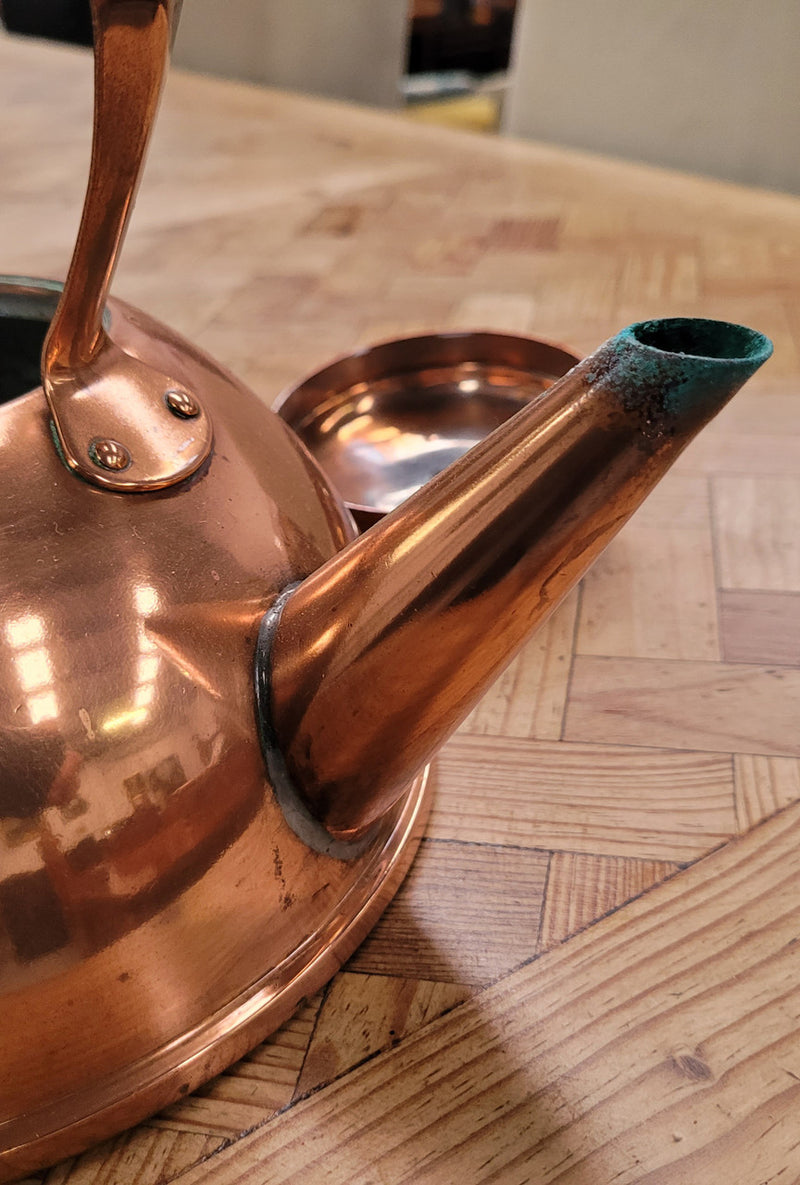 Vintage French copper kettle . They have been sourced from France and is in good original detailed condition.