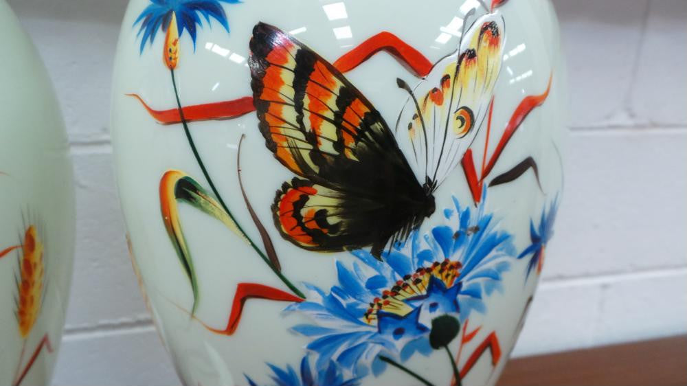 Pair of Late Victorian Vases | Antique & Vintage | Moonee Ponds Antiques | Australia Wide Delivery