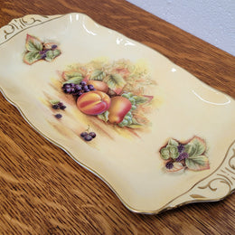 Lovely Aynsley orchard gold serving tray, in good orginal condition. Please view photos as it forms part of the description.
