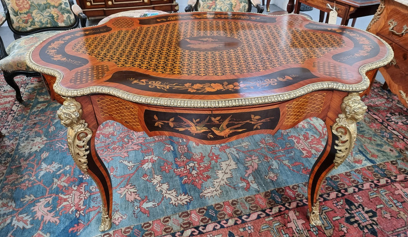 Fabulous Quality French Kingwood and Rosewood Bureau Plat . Lovely Marquetry inlay with elegant ormolu mounts.