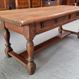 Fabulous Rustic French Oak coffee table with two drawers. It is in good original detailed condition.