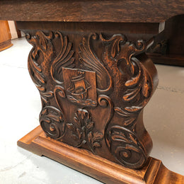 A beautiful French oak, Spanish style parquetry top extension table, with amazing carving and lovely details in very good condition.
