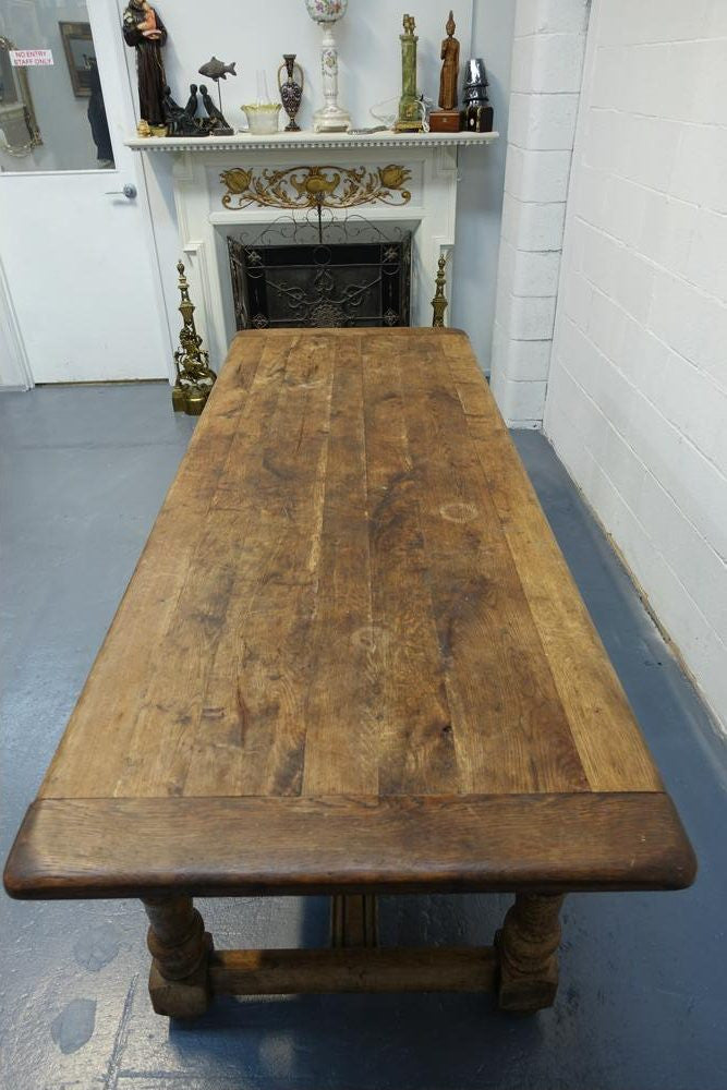 French 19th Century Turned Leg Oak Farmhouse Table