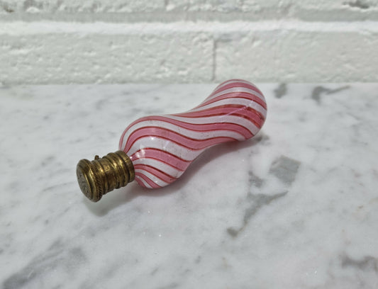 19th century pink and white Nailsea glass miniature scent bottle. In good original condition, please view photos as they help form part of the description.