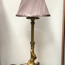 Antique French ormolu Belle Epoque lamp depicting a lizard. It has been rewired  and in good original condition. Circa 1880.