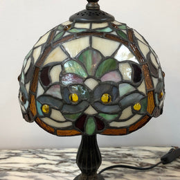 Lovely Tiffany Style Table lamp