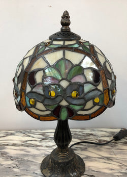 Lovely Tiffany Style Table lamp | Antique & Vintage | Moonee Ponds Antiques | Australia Wide Delivery