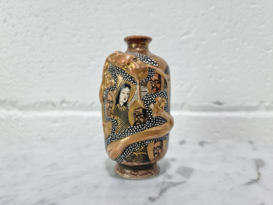 Antique Japanese mini Satsuma vase with signature "Mon" to base. In good original condition, please view photos as they help form part of the description.