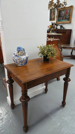 Lovely Small Occasional Table | Antique & Vintage | Moonee Ponds Antiques | Australia Wide Delivery