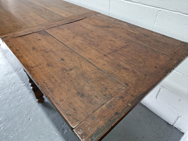 Beautiful and very hard to find French Oak Farmhouse extension table. Beautiful character to the top and it is in good original detailed condition.
