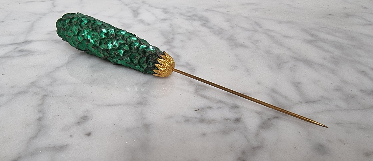 Art Deco Green Hat Pin