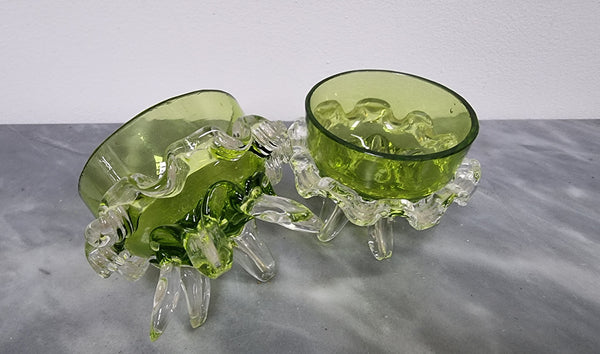 Lovely pair of Victorian green glass open salt bowls with clear frilled edging. In good original condition.