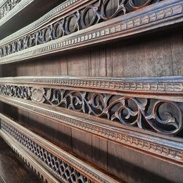 Absolutely stunning French early 18th century kitchen dresser/Vaisselier with beautiful carving and cupboards for storage . The top carved section has four shelves for display and is in good original detailed condition.