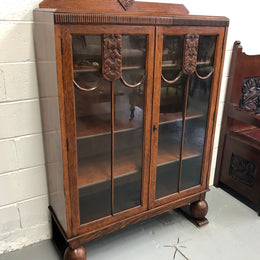 English Oak Tudor Style Bookcase/Display Cabinet