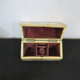 Very Rare Victorian Mother Of Pearl Ladies Travelling Vanity Set