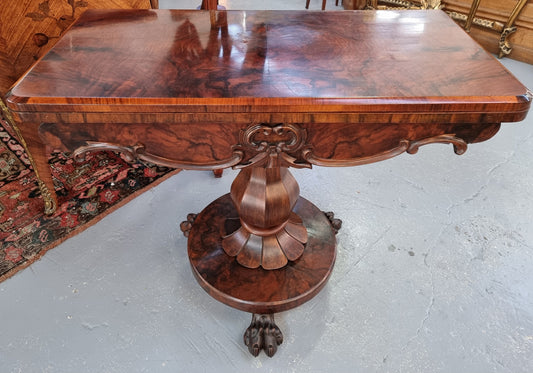 Decorative Early Victorian Rosewood card table in good original condition.