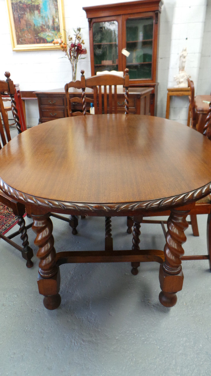 Beautiful Antique Jacobean Oak Dining Table And Chairs