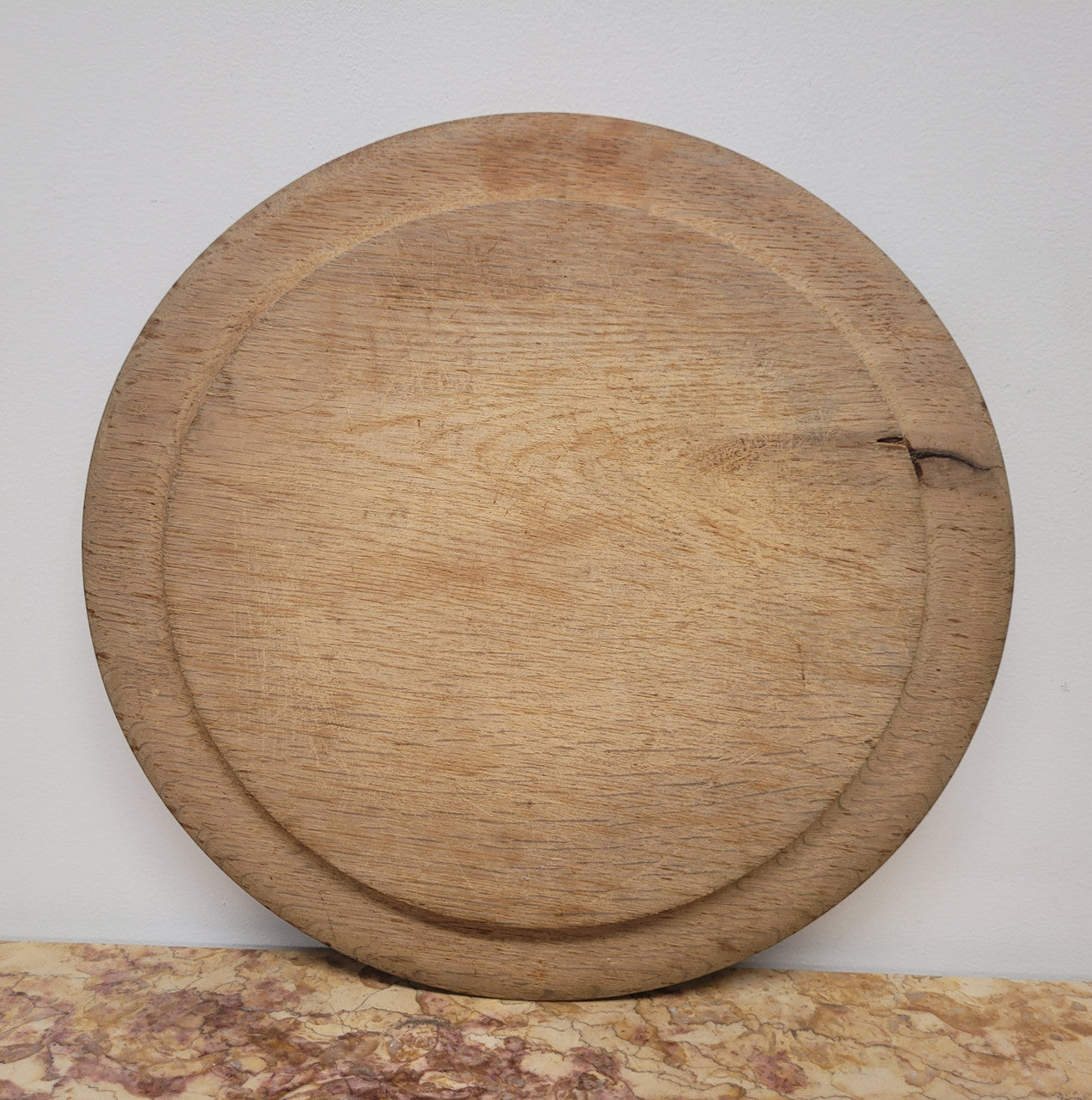 Antique Circular Oak Bread Board Carved with “Manners Makyth Man” & the Arms of Winchester College England